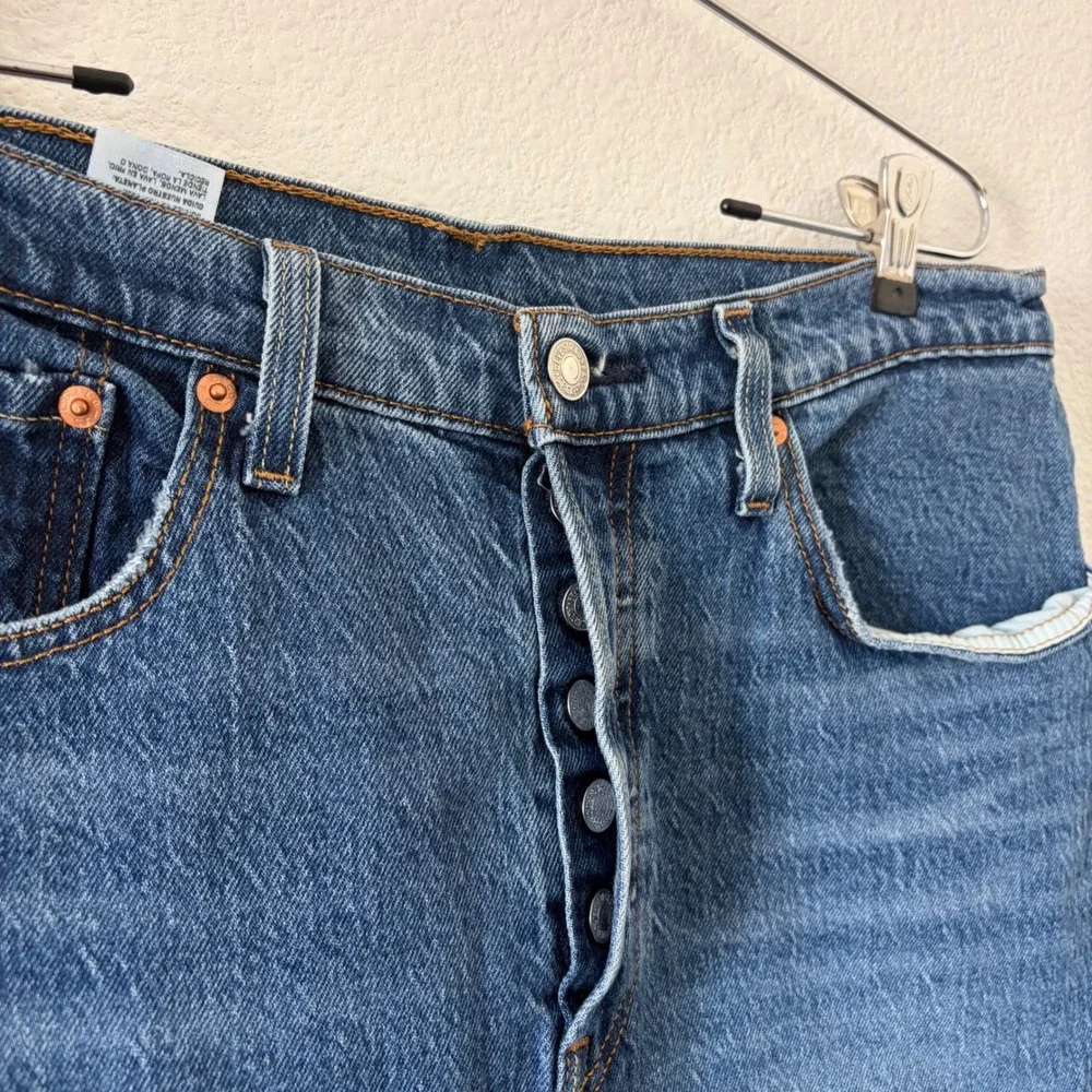 Levi's 501 Org Fit Jeans Mens Medium Blue Straight Leg Button Fly Denim W32 L29 - Picture 5 of 9